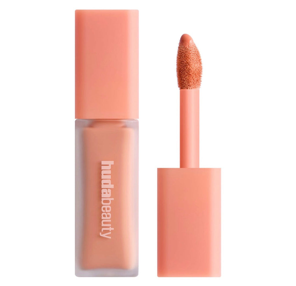 HUDA BEAUTY