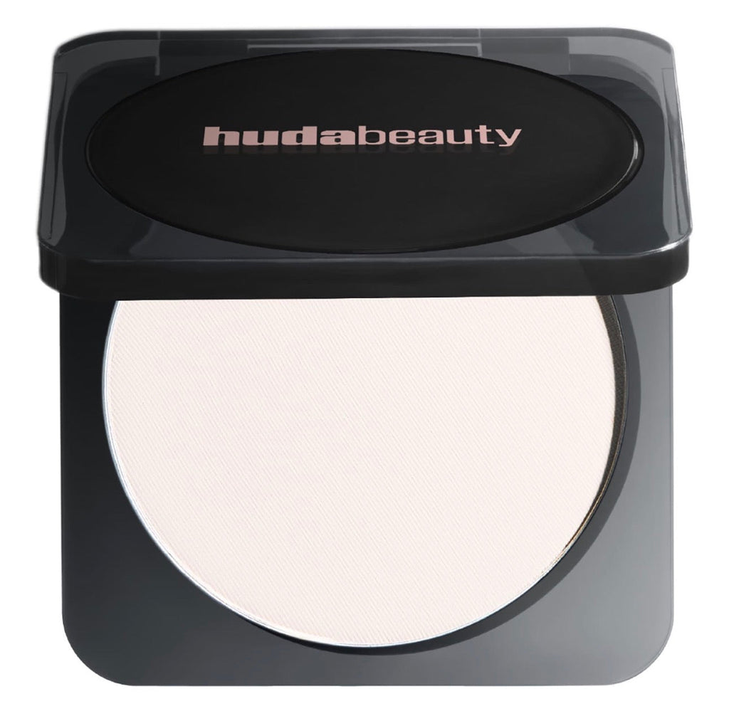HUDA BEAUTY